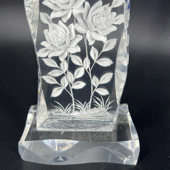 Vintage Etched Lucite Sculpture - Picture 3 of 8